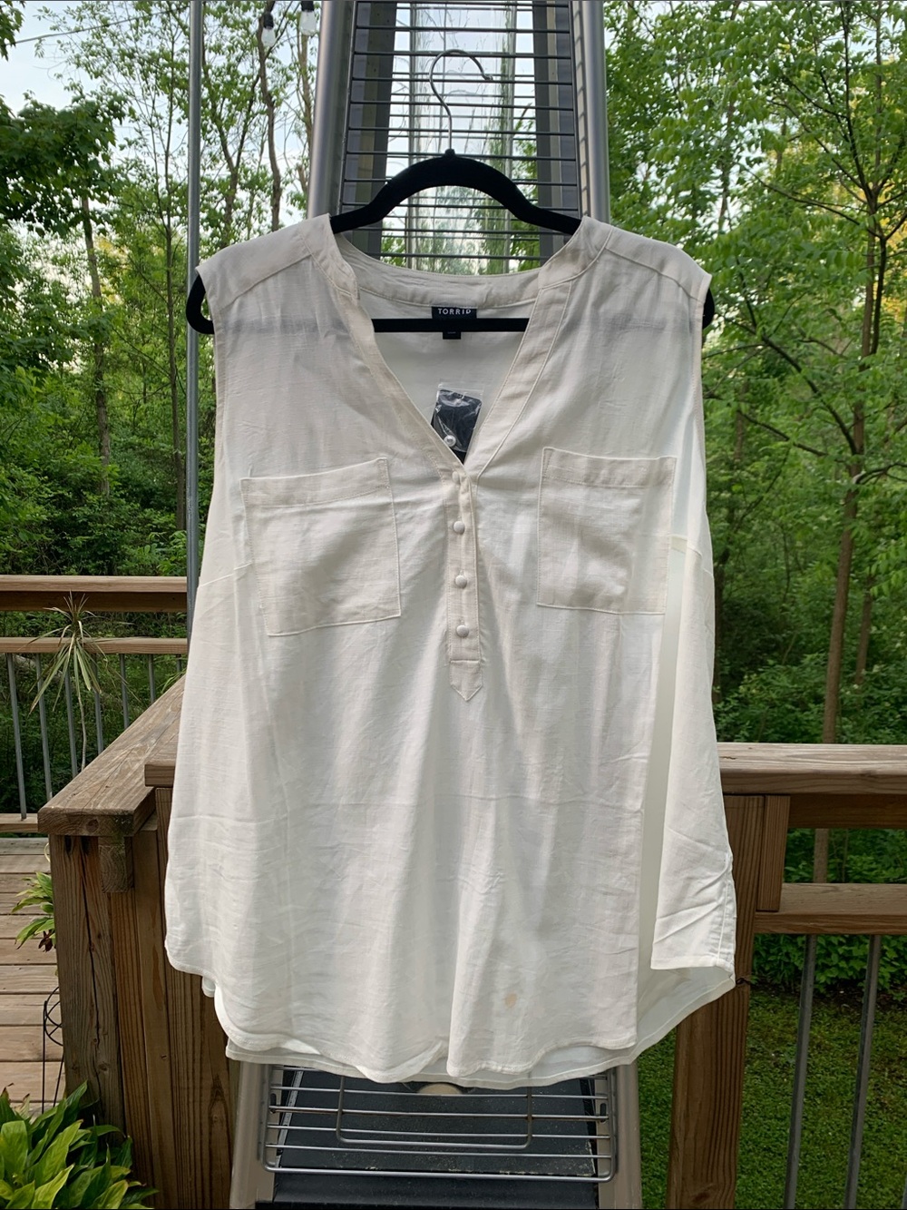 torrid White Sleeveless Henley Blouse